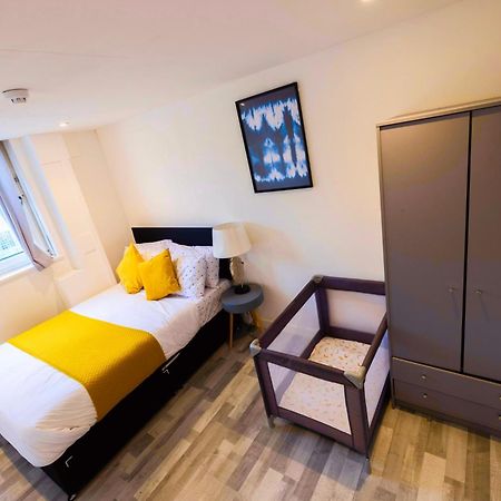 3 Bedroomflat-Free Parking-Wifi-Parking-8People Λονδίνο Εξωτερικό φωτογραφία